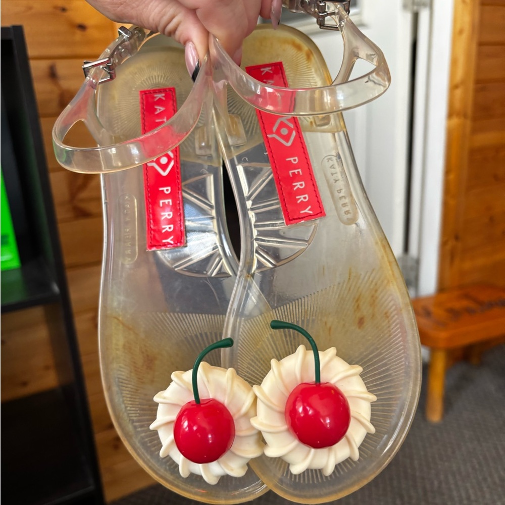 Katy Perry 🍒 Clear Geli Sandals with Cherry Accents - Picture 1 of 5